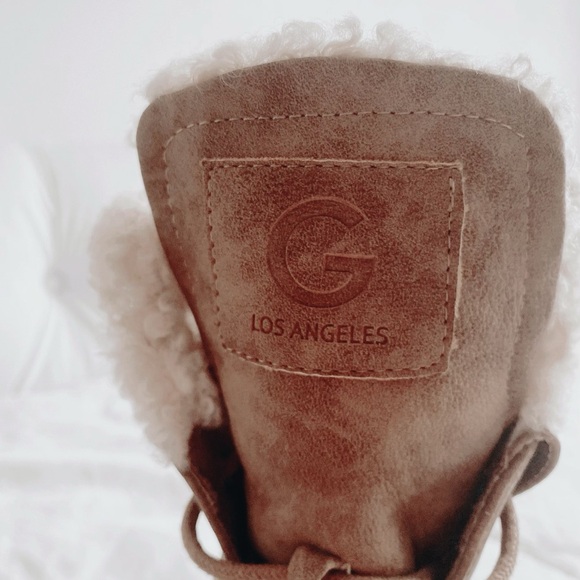 GBG Los Angeles lace up faux fur boots - Picture 12 of 13